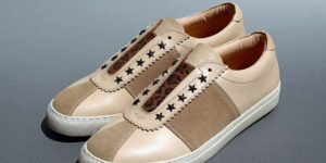 スタースタッズ付きスニーカースリッポン型